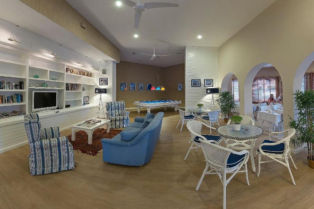 Fortuna Beach Hotel İcmeler Εξωτερικό φωτογραφία